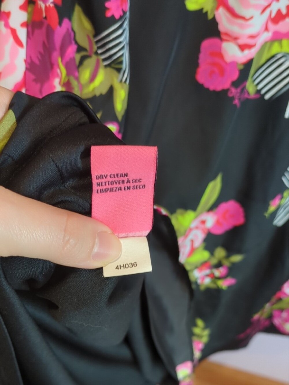 Vintage Y2K Whimsigoth Romantic Betsey Johnson Black Hot Pink Floral Bow Dress 8 - Picture 9 of 11